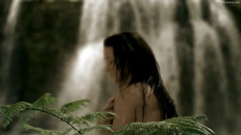 Bridget Regan photo 4 of 206