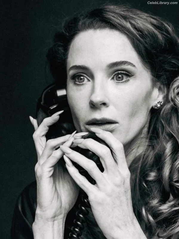 Bridget Regan photo 3 of 206
