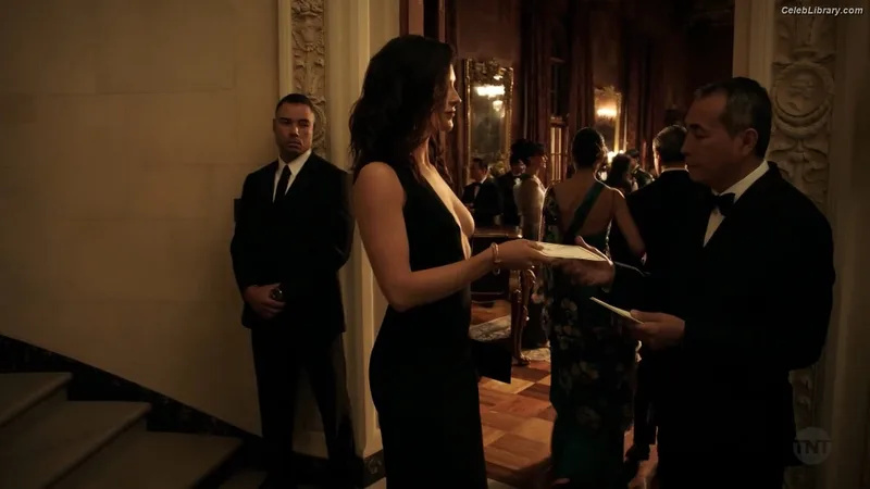 Bridget Regan photo 3 of 206