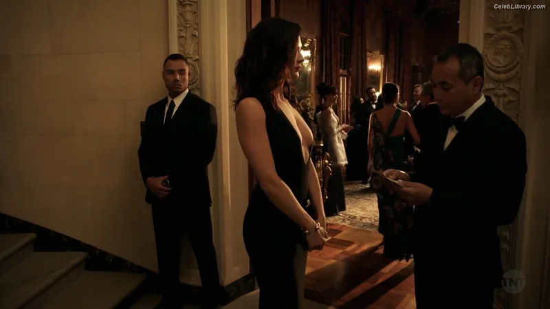 Bridget Regan photo 4 of 206