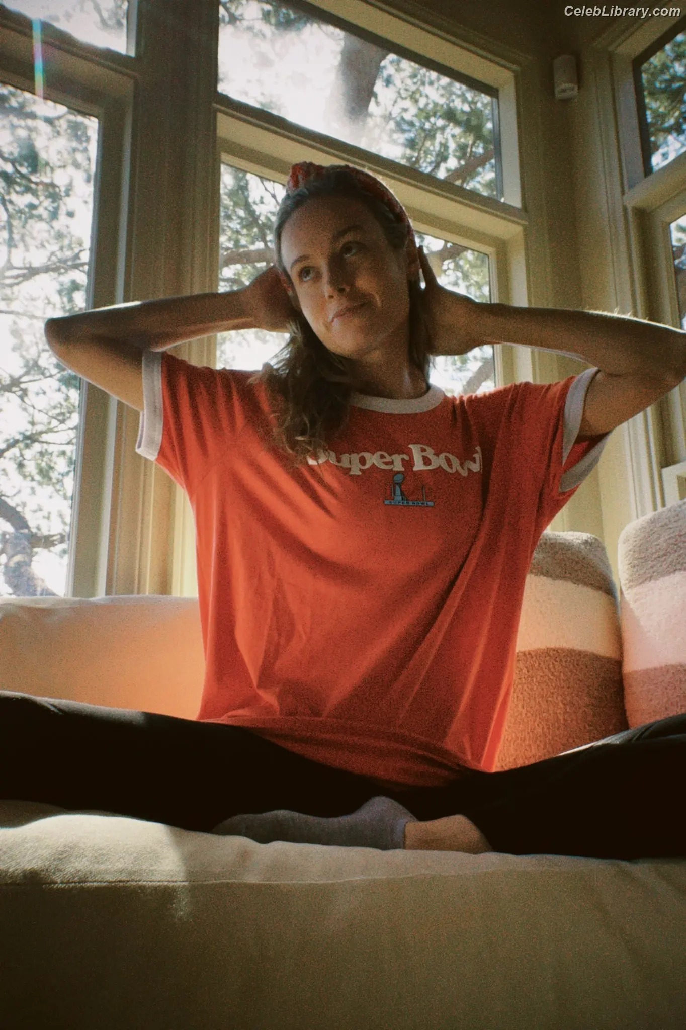 Brie Larson photo 11 of 1099