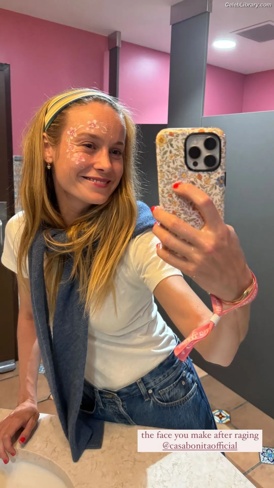 Brie Larson photo 23 of 1099