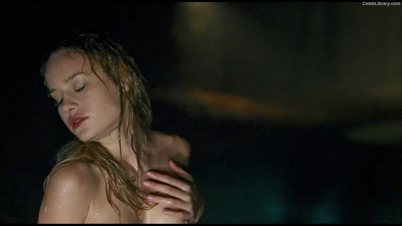 Brie Larson photo 4 of 1086