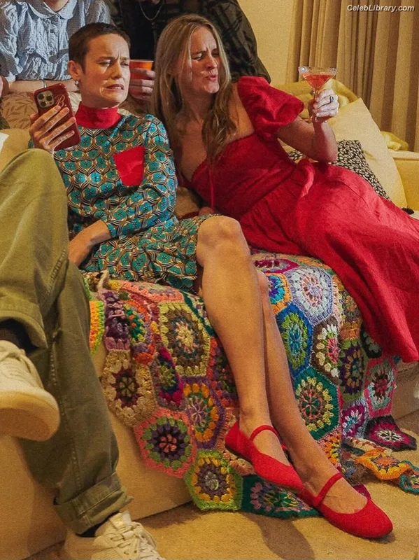 Brie Larson photo 17 of 1086