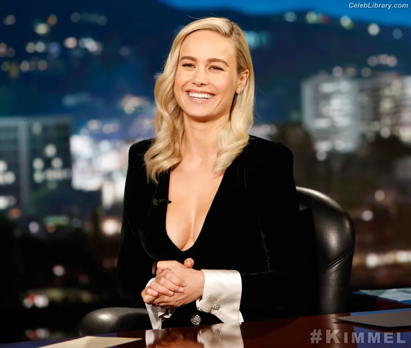 Brie Larson photo 14 of 1086