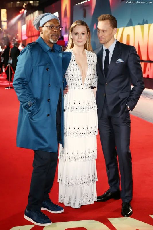 Brie Larson photo 21 of 1086