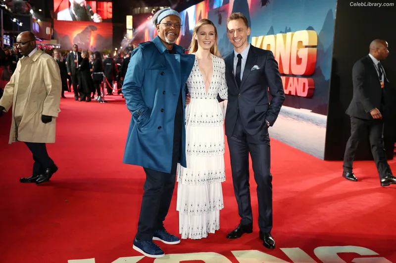 Brie Larson photo 21 of 1086