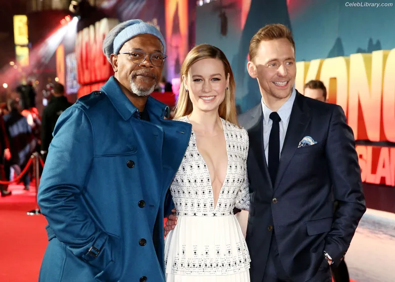 Brie Larson photo 24 of 1086