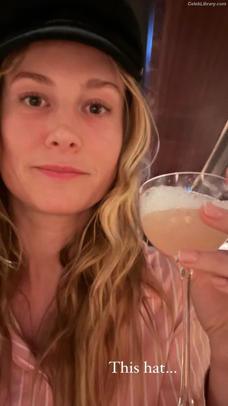 Brie Larson photo 8 of 1086
