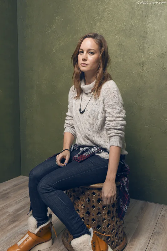 Brie Larson photo 8 of 1086
