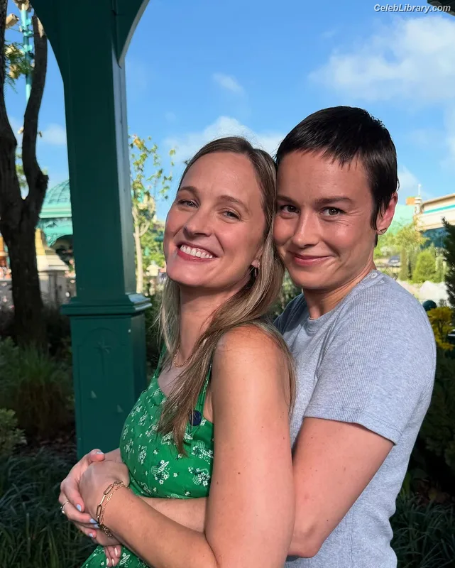Brie Larson photo 11 of 1086