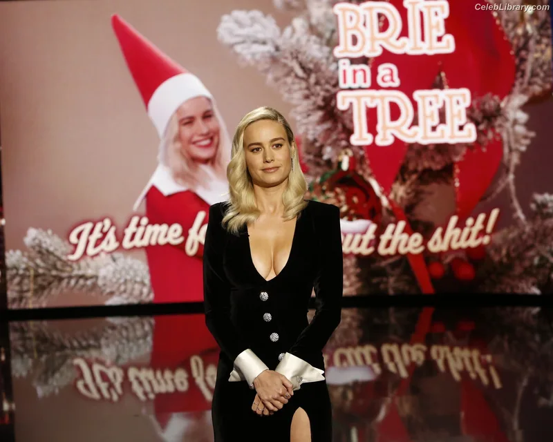 Brie Larson photo 24 of 1086