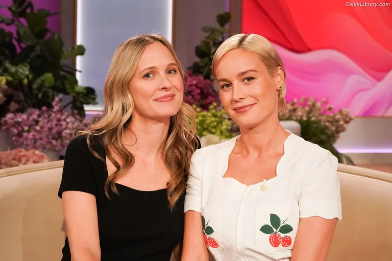 Brie Larson photo 7 of 1086