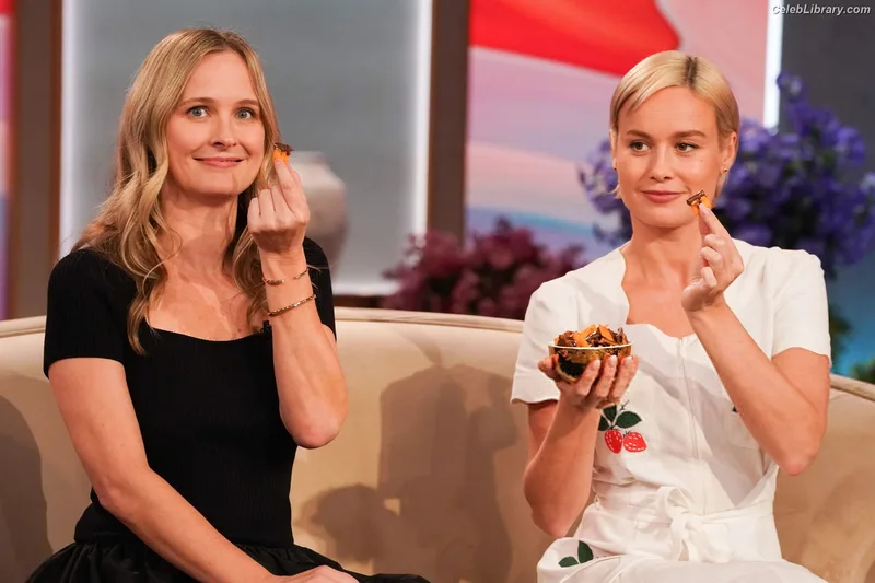 Brie Larson photo 13 of 1086