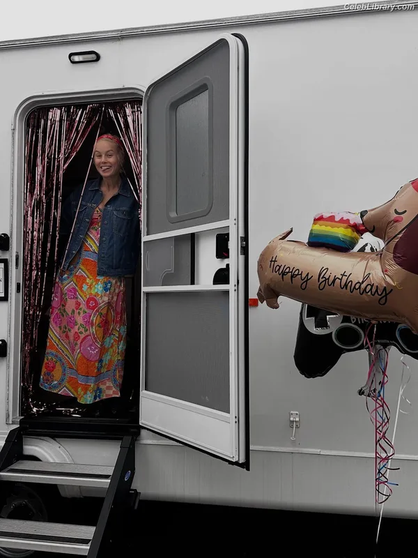 Brie Larson photo 21 of 1086