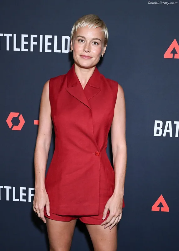 Brie Larson photo 4 of 1086