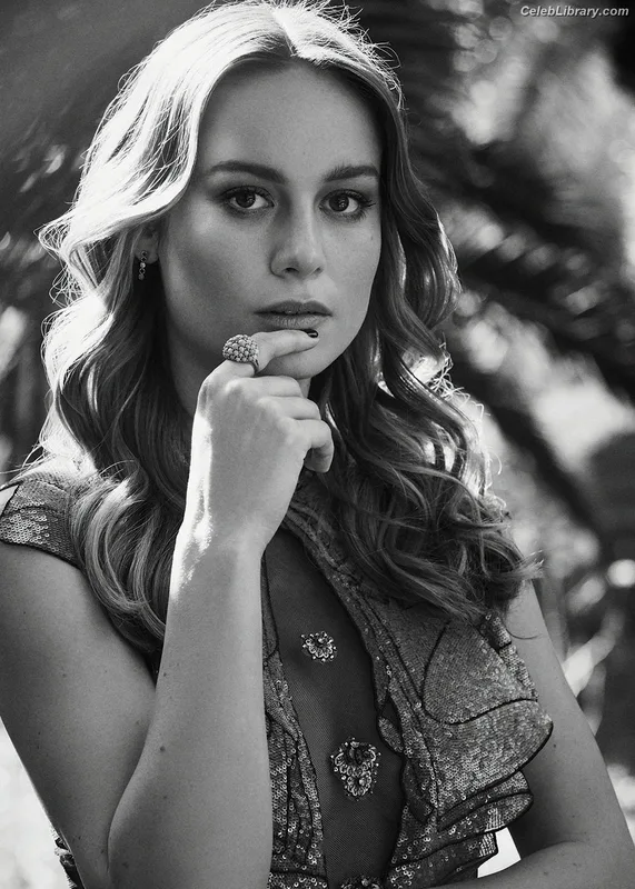 Brie Larson photo 21 of 1086