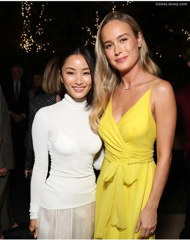 Brie Larson photo 7 of 1086