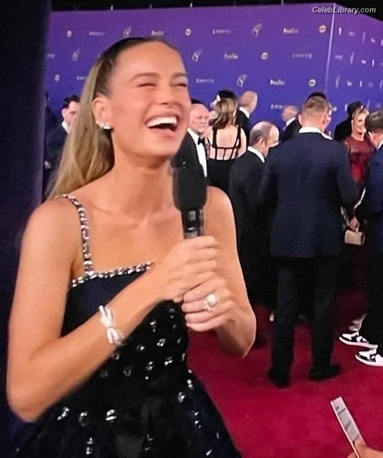 Brie Larson photo 11 of 1086
