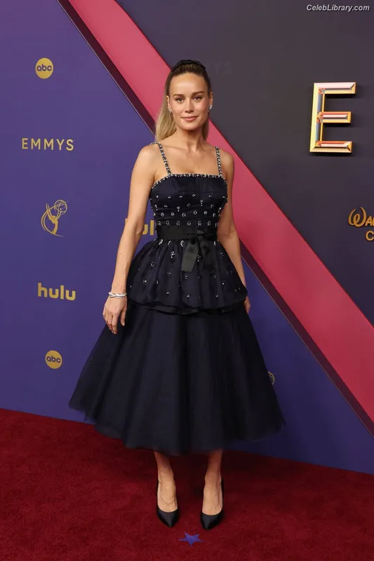 Brie Larson photo 12 of 1086