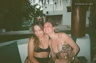 Brie Larson photo 3 of 1086