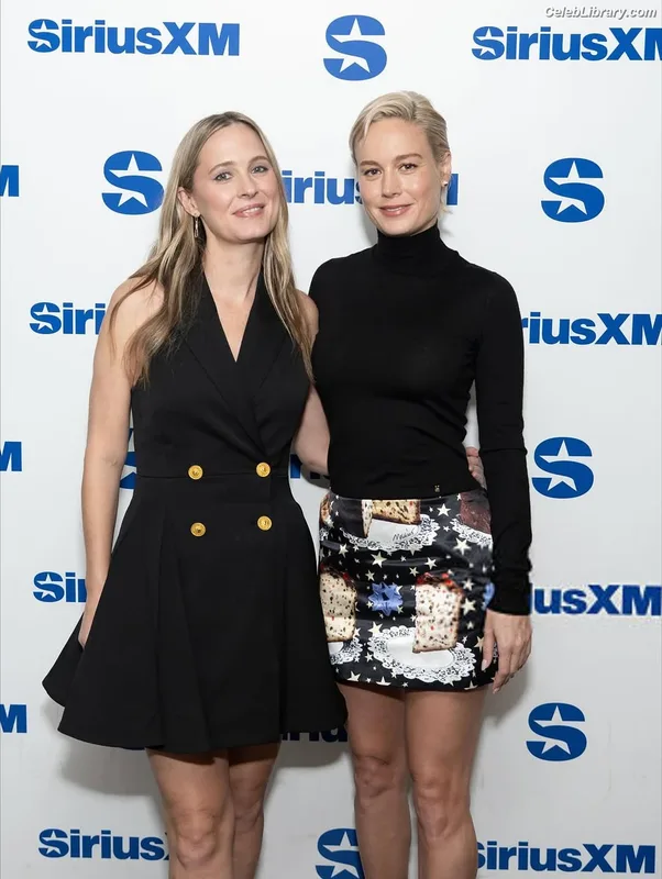 Brie Larson photo 14 of 1086