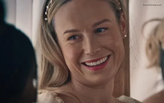 Brie Larson photo 3 of 1086