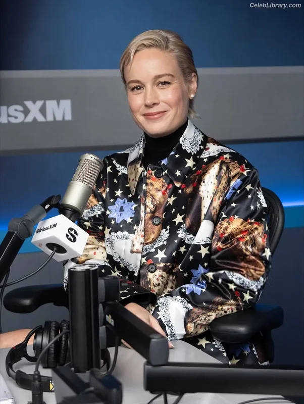 Brie Larson photo 5 of 1086