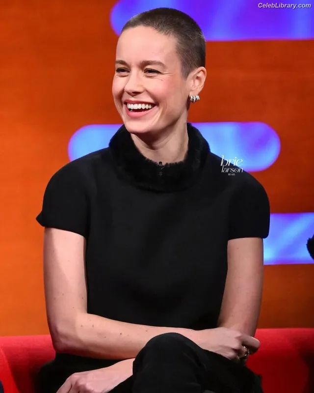 Brie Larson photo 8 of 1086