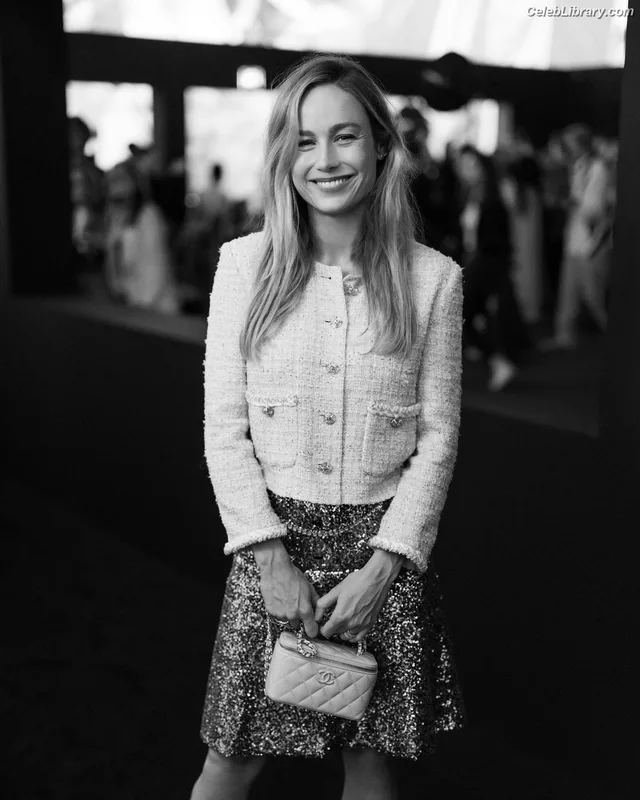 Brie Larson photo 15 of 1086