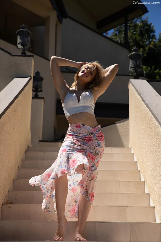 Brighton Sharbino photo 3 of 977
