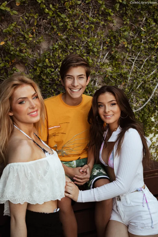 Brighton Sharbino photo 2 of 977