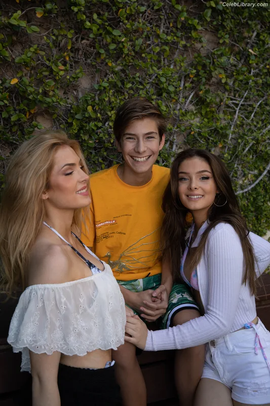 Brighton Sharbino photo 6 of 977