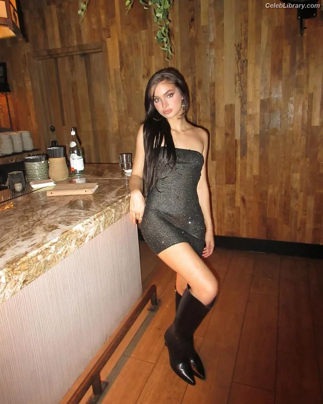 Brighton Sharbino photo 11 of 977