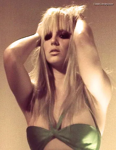 Britney Spears photo 24 of 1688