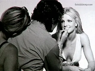 Britney Spears photo 7 of 1688