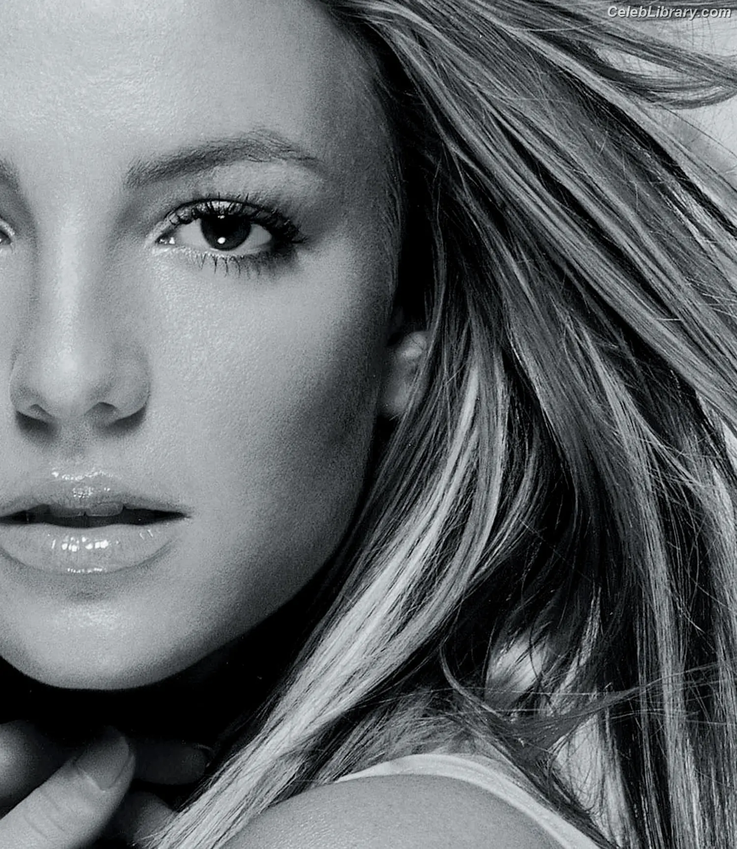 Britney Spears photo 17 of 1688
