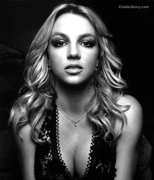 Britney Spears photo 24 of 1688