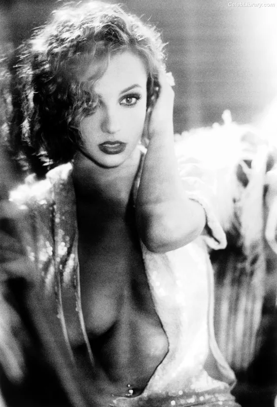 Britney Spears photo 6 of 1689