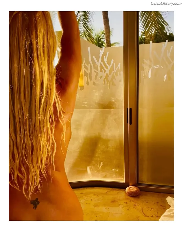 Britney Spears photo 9 of 1689