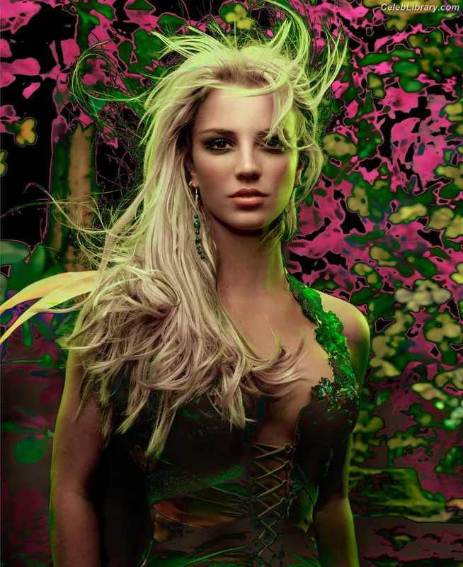 Britney Spears photo 15 of 1689