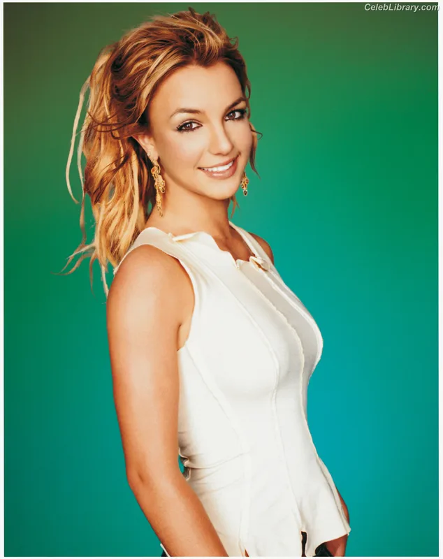 Britney Spears photo 18 of 1689