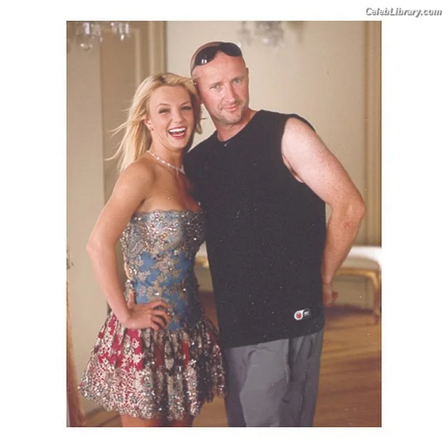 Britney Spears photo 22 of 1689