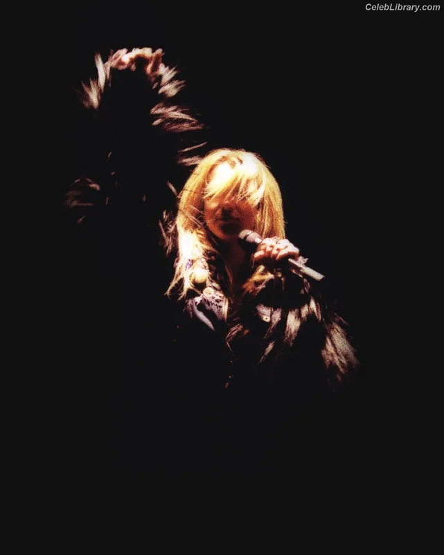 Britney Spears photo 5 of 1689