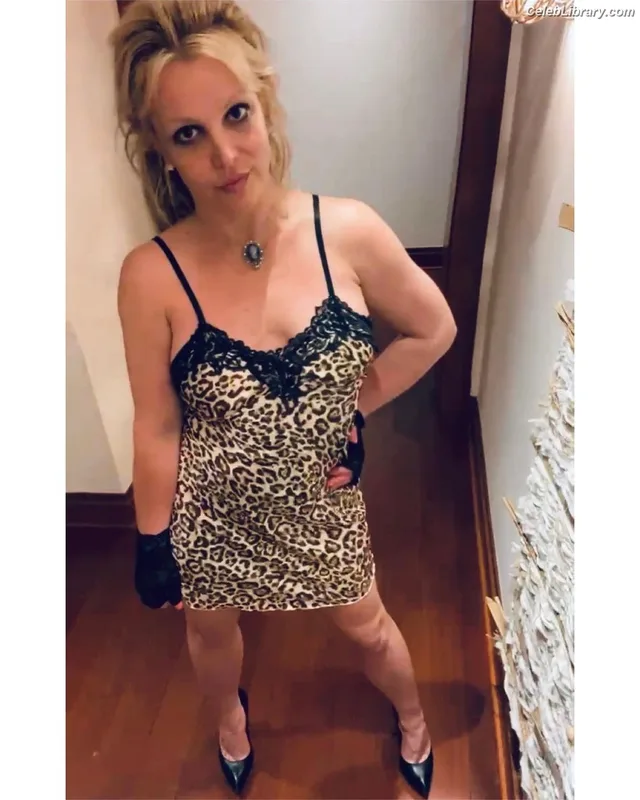 Britney Spears photo 9 of 1689