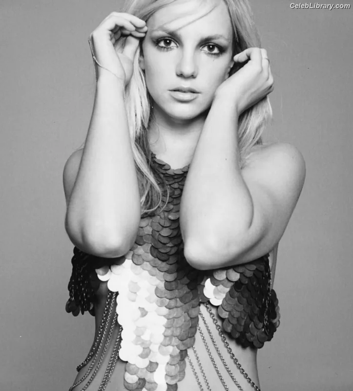 Britney Spears photo 3 of 1689