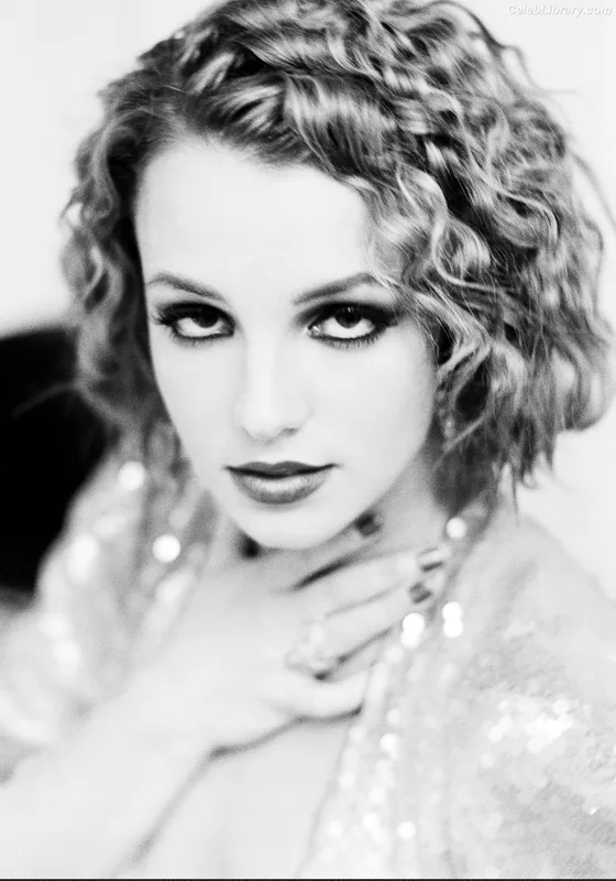 Britney Spears photo 14 of 1689