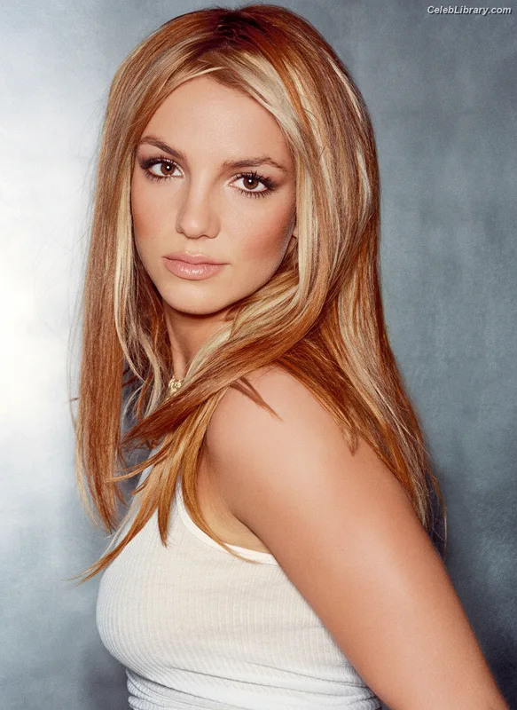 Britney Spears photo 11 of 1689