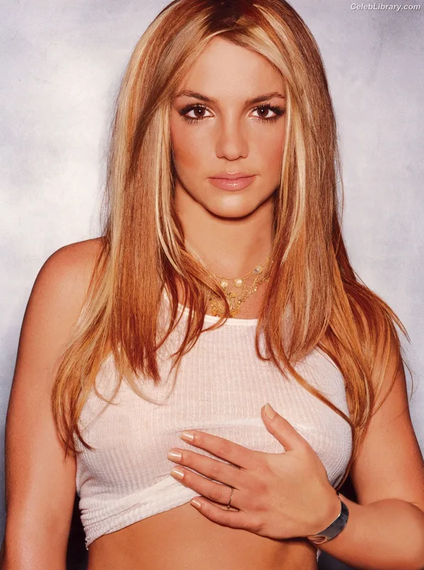 Britney Spears photo 17 of 1689