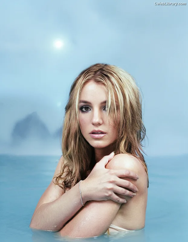 Britney Spears photo 8 of 1689